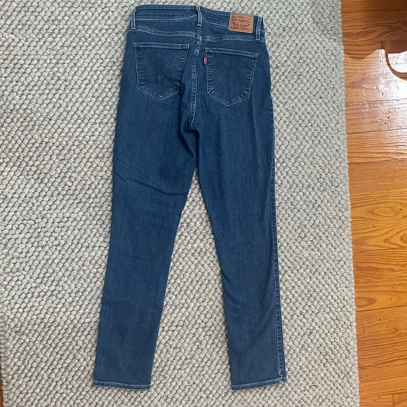 Levi’s Classic Mid-Rise Skinny size 6 - great condition! - Picture 5 of 5